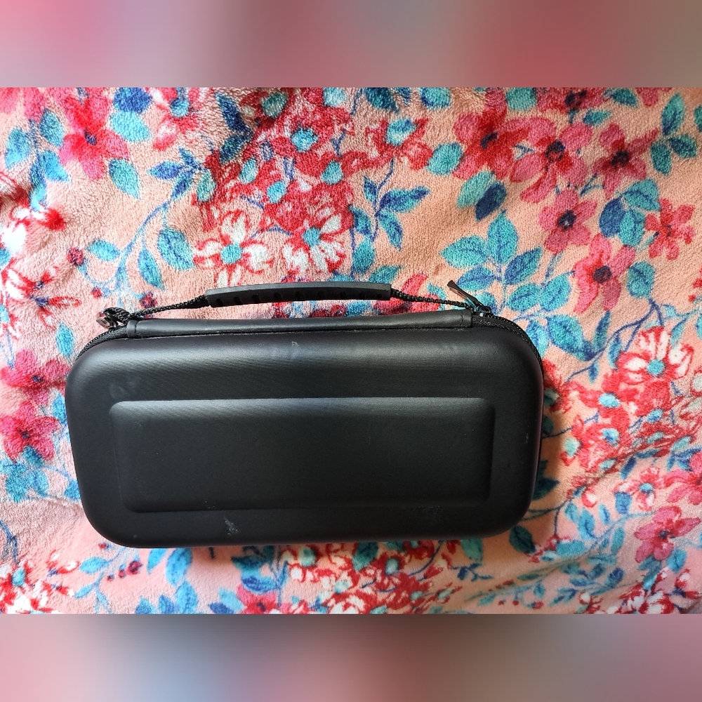 Black Nintendo Switch Lite Case